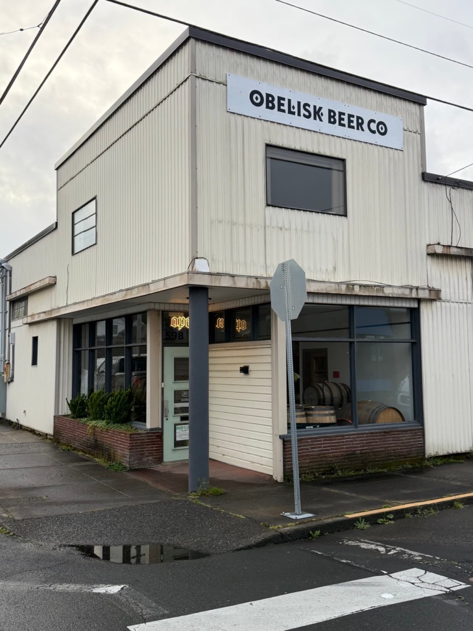 Foto von Obelisk Beer Co